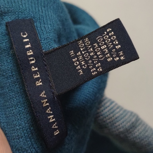 Banana Republic Wool blend Blue Scarf - Picture 3 of 6